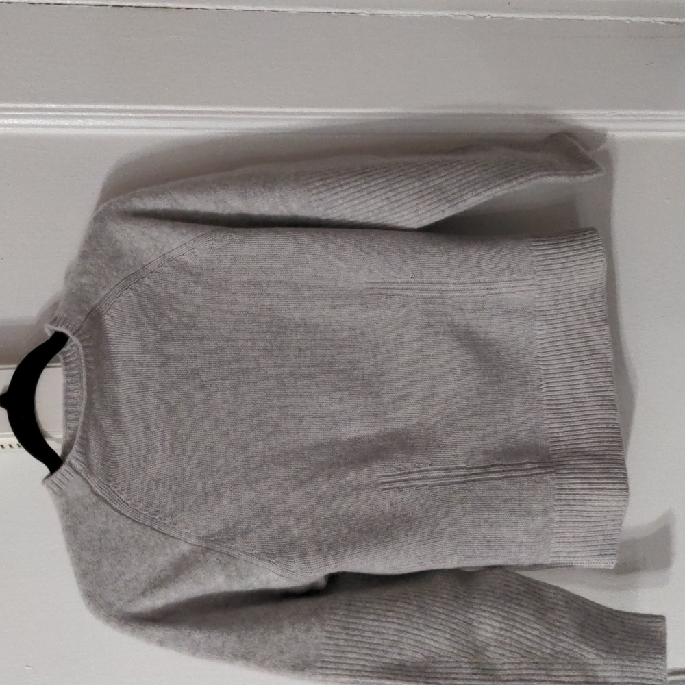 Club Monaco Small Grey Cashmere Blend Mock neck Sweater